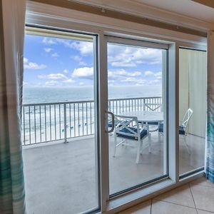 Luxury Three-Bedroom Apartment